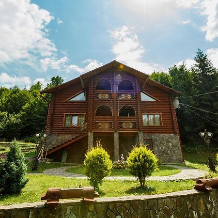 Lisova Kazka Hotel ชเดนิเยโว ภายนอก รูปภาพ