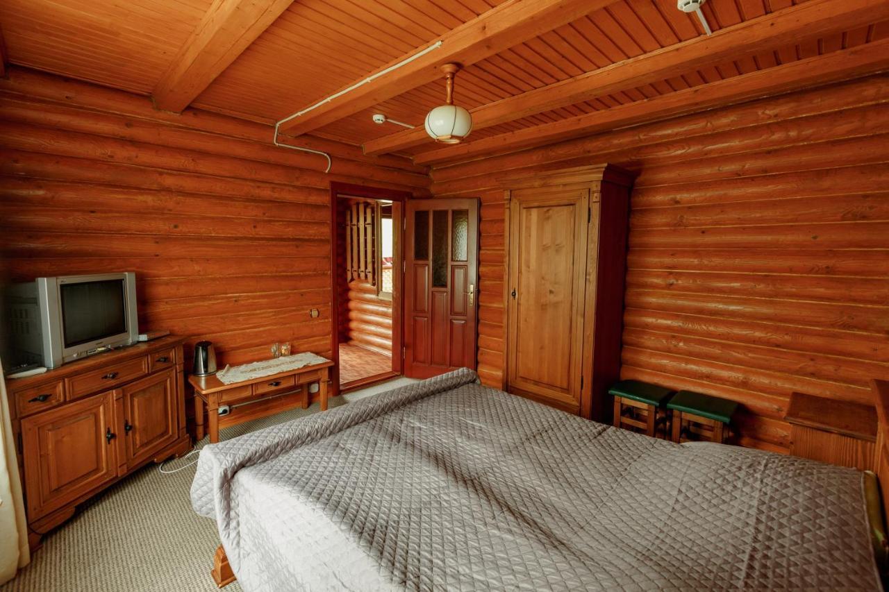 Lisova Kazka Hotel ชเดนิเยโว ภายนอก รูปภาพ