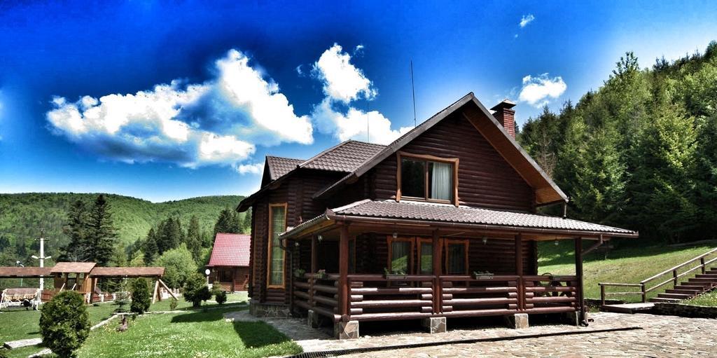 Lisova Kazka Hotel ชเดนิเยโว ภายนอก รูปภาพ