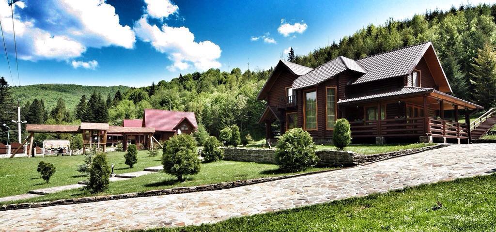 Lisova Kazka Hotel ชเดนิเยโว ภายนอก รูปภาพ